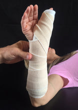 Load image into Gallery viewer, Wrist/Thumb Splint Kit